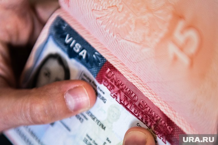 Должникам по алиментам об отпуске заграницей стоит забыть