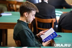 В ЯНАО действует широкая программа поддержки студентов