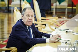 Лавров назвал Зеленского жалким человеком