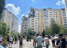 В Саратове рухнула часть дома, люди под завалами: онлайн-трансляция 