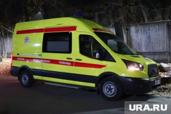 К дому, где найдено тело мужчины, приехала реанимация