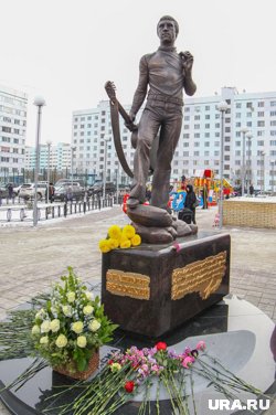 Памятник Высоцкому 