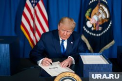 Трамп использует против РФ метод «кнута и пряника»