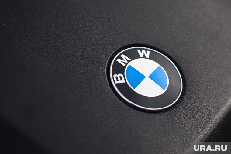 У этой BMW объем двигателя 0,6 литров