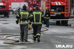 До прибытия пожарных самостоятельно эвакуировались 38 человек, среди которых находились 12 детей