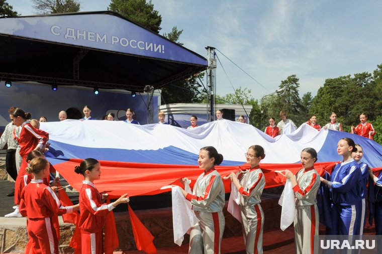 Ямальцы широко отметят День России