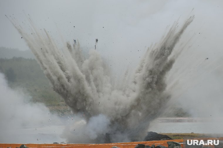 После прилета российского БПЛА на украинском заводе «Импульс» началась повторная детонация