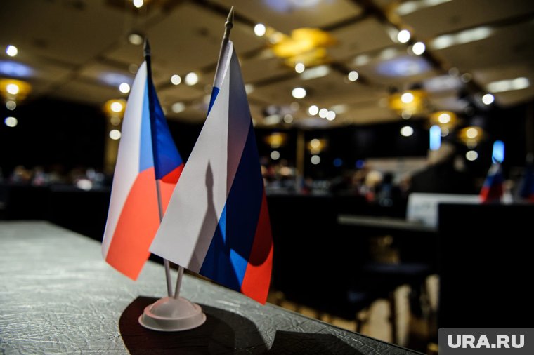 Президент Чехии призвал сбивать российские самолеты