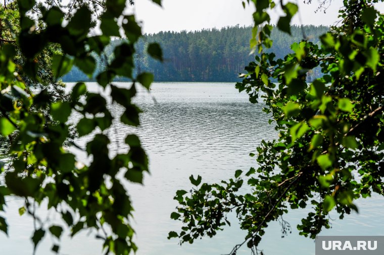 Вода в озерах остается прохладной
