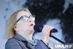 Актриса до 2023 года играла на сцене Моссовета