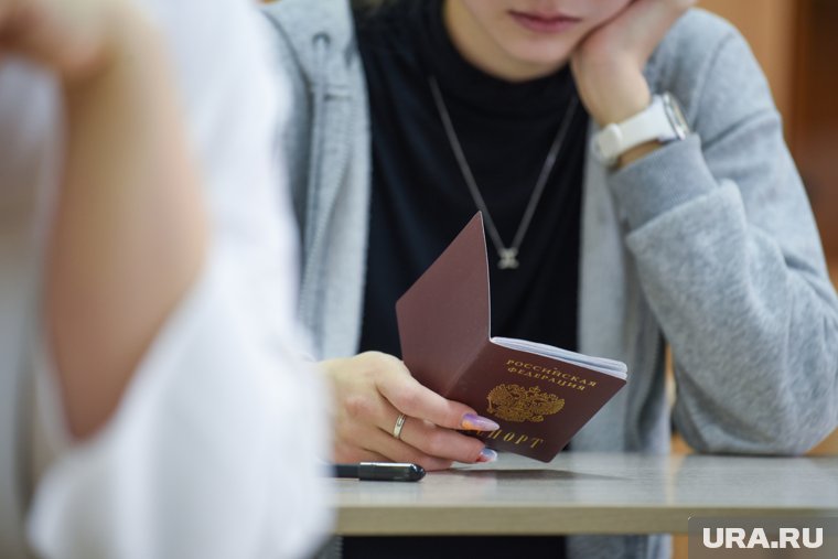 Среди выпускников ХМАО наибольшей популярностью пользуется обществознание и технические науки