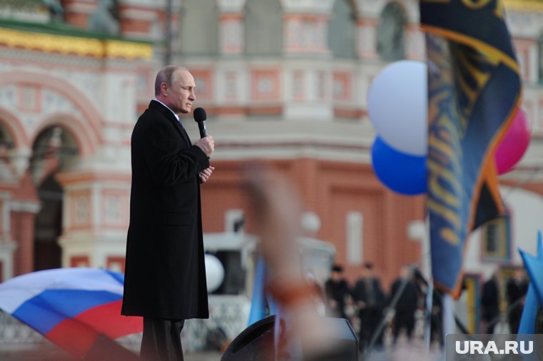 Многонациональность отразилась в наших традициях, отметил Владимир Путин.