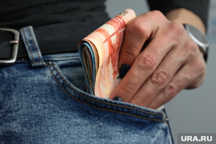 В банке вакансий региона зарплатные предложения достигают 250 000 рублей