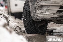 Водитель автомобиля оказался зажат в салоне