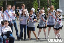 В школах Ямала проходят последние звонки 