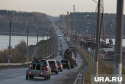 Водители много лет ждут полноценной работы моста через Чусовую