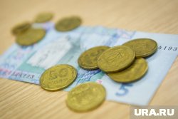 Доллар на Украине стоит 42,195 гривны