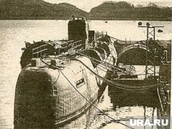 Аварийная К-431 в бухте Павловского