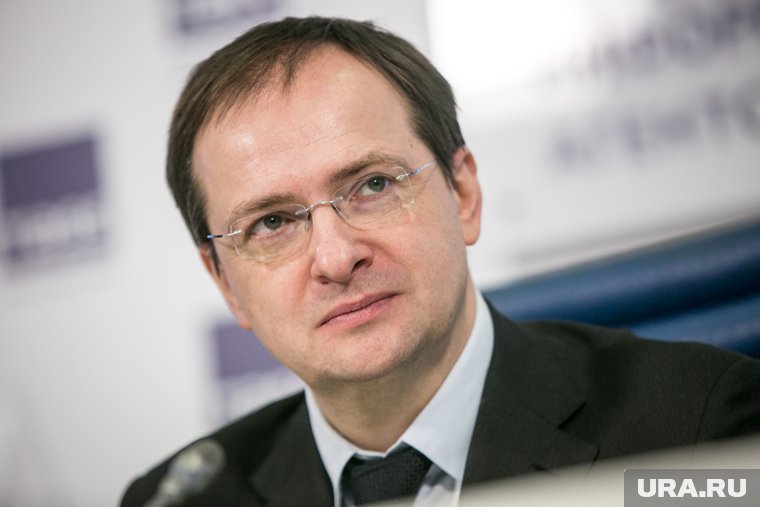 Мединский вспомнил о Северной войне со Швецией, говоря о перемирии между Россией и Украиной