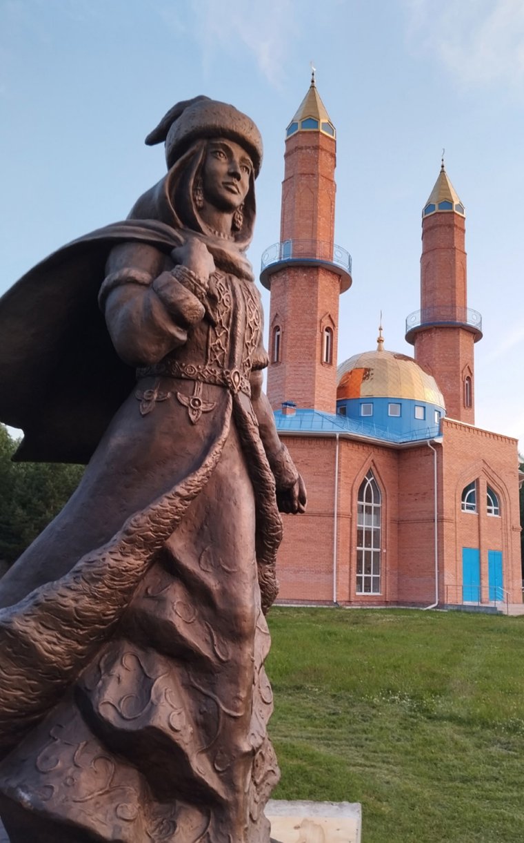 Памятник Сузге планируют установить на территории мемориального комплекса «Искер»
