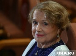 Валентина Талызина написала книгу и читала поэзию на радио