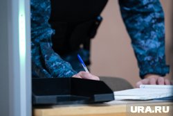 Всего силовики задержали 15 человек и доставили в полицию