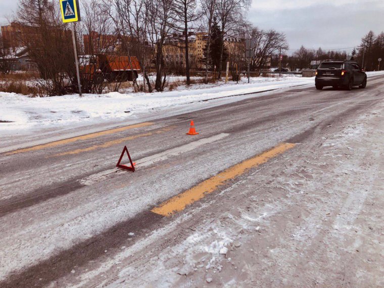 Пенсионера с травмами доставили в больницу