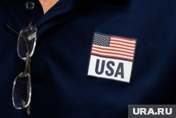 Глава ФБР заявил, что для него «честь служить президенту США»