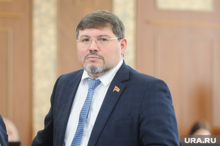Алексей Денисенко провел заседание комиссии по мониторингу автодорожной деятельности