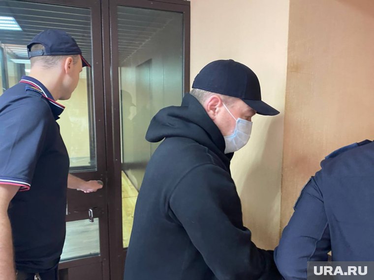 Сергею Ефимову продлили заключение под стражу