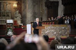 Орбан заявил, что Венгрия и Словакия будут бороться с запретом ЕК на поставки в Евросоюз нефти и газа из РФ