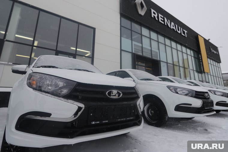 Цены на автомобили Renault снизились на 22,2%