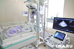 В Новом Уренгое врачи выходили младенца, весом менее килограмма