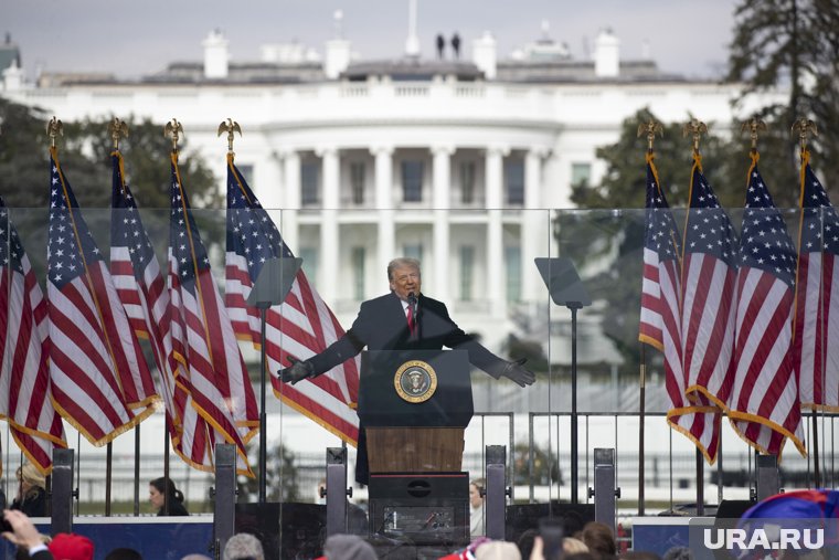 Главной неудачей Трампа называют последствия COVID-19 для американцев