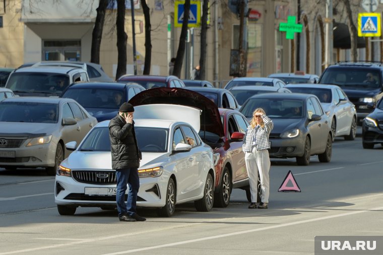 Лимит выплат по европротоколу для участников ДТП повышается до 200 тысяч рублей