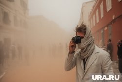 Песчаная буря и дождь обрушились на Реутов и направляются к Москве