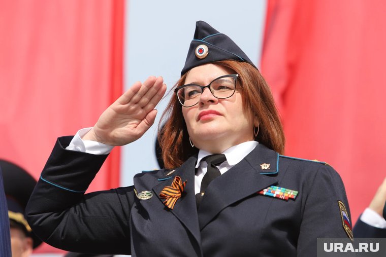 Главного судебного пристава Курганской области Ирину Уварову подозревают в превышении полномочий