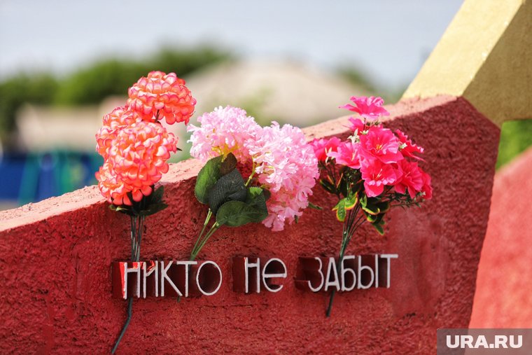 Открытие памятника состоялось в вахтовом поселке (Архивное фото)