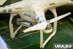 Бойцы ВС РФ нашли украинский дрон с похожим на свастику символом