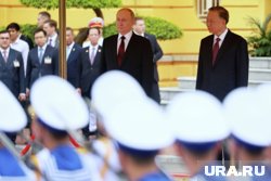 Церемония обмена, банкет в Большом театре: Путин завершил государственную поездку во Вьетнам. Фоторепортаж