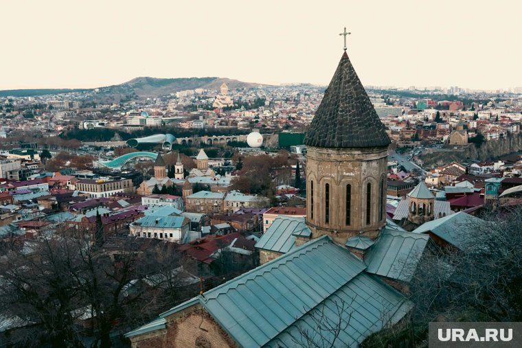 Мэры городов и муниципалитетов будут избраны в первом туре, если получат более 50% голосов, а партиям необходимо набрать больше 4%