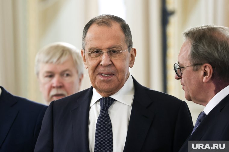 Лавров заявил, что Путин не будет отказываются от диалога с властями недружественных стран из-за их отношения к РФ