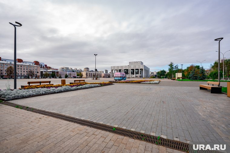 Сквер у Театра-Театра может получить название «Вишневый сад»