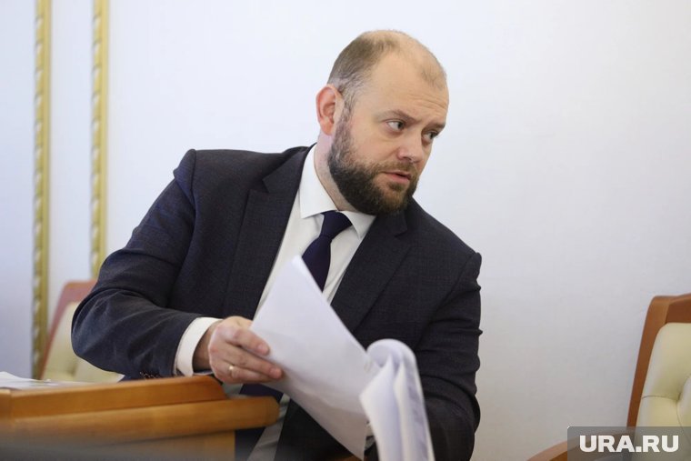 Анатолий Воробьев курирует в регионе сферу ЖКХ и дорожную отрасль