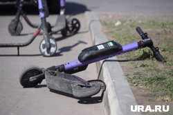 В Ноябрьске задержали женщину, решившую прокатиться на самокате в пьяном состоянии