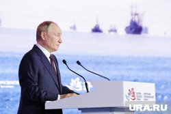 Путин заявил о заинтересованности иностранного бизнеса в Трансарктическом коридоре