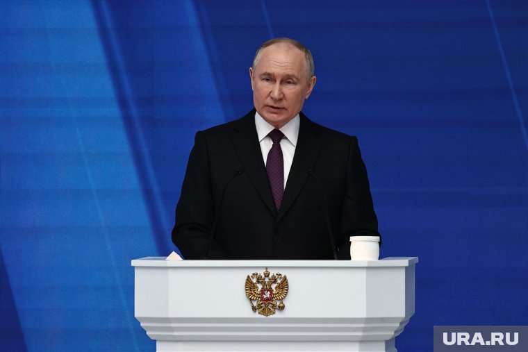 Владимир Путин подчеркнул, что отношения между Россией и КНДР насчитывают больше 70 лет.