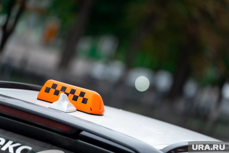 Таксисты отказываются ездить на отечественных автомобилях 