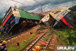 Причины схода поезда с рельсов уточняются
