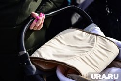 В Госдуме предупредили о штрафах за оставленные в подъезде коляски